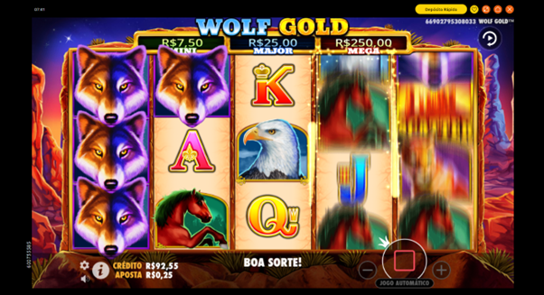 S&iacute;mbolos Wild empilhados no slot Wolf Gold